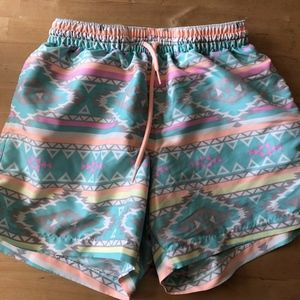 Chubbies 5.5" Swim Trunks ("The En Fuegos")